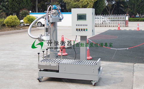 仲恒GAF-30F和GAF-300S半自動(dòng)灌裝機(jī)安裝調(diào)試完成！