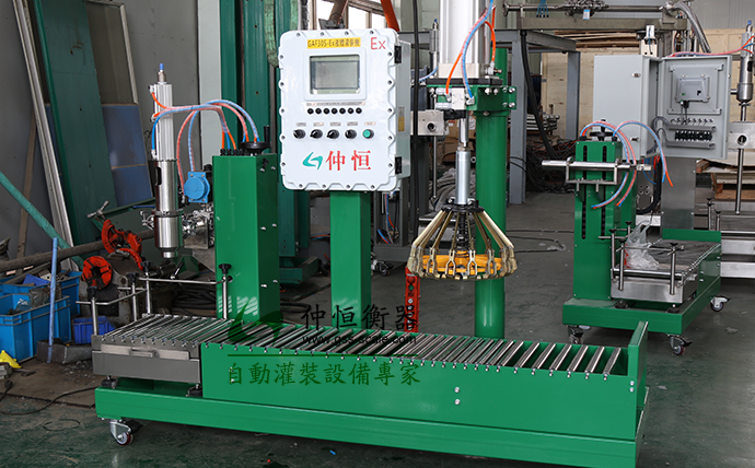 GAF-30SG液體灌裝機(jī)1